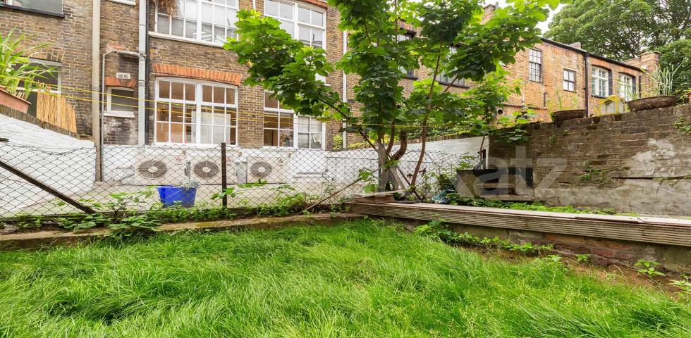 Spacious studio set in an amazing location  Crowndale Road, Camden